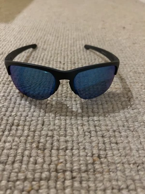 Oakley sunglasses. Sapphire iridium