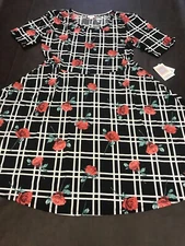 Lularoe Nicole Dress 3X Black White Trellis Red Roses 🌹 Unicorn 🦄 New Plus