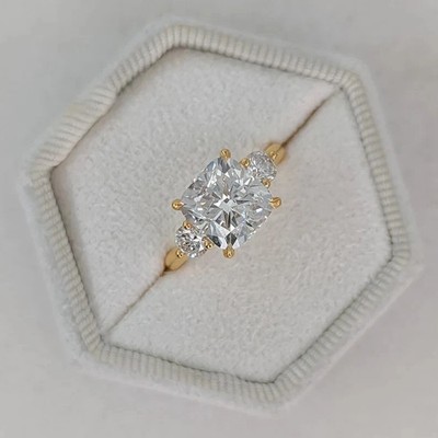 Eleganter Diamantring im Kissenschliff IGI E F VVS2 Lab Grown 14 Karat Gelbgo...