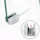 Guide de sol antibruit pour portes vitrées adapté aux systèmes d'armoires