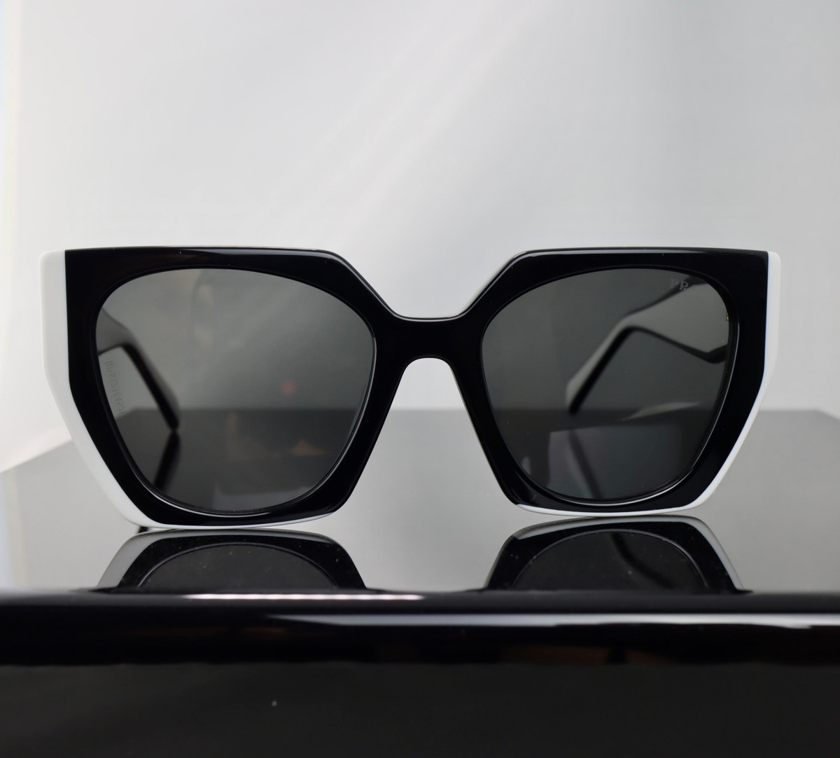 Prada PR15WS 09Q5S0 Square Sunglasses – Black/Talc\\Dark Grey Prada PR15WS 09Q5S0-54 Black w Talc / Dark Grey Lenses main image 2