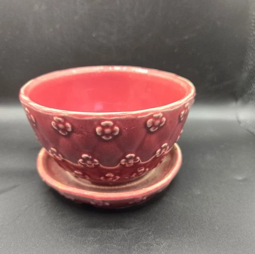 Vintage Shawnee Pottery Embossed Floral Bowl with Attached Saucer – Deep Red Gla