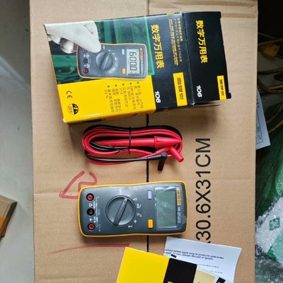 1PC Fluke 106 Professional digital multimeter brand-new Fast Shipping