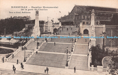 R512798 Marseille Escalier Monumental de la gare St Charles Senes et Arnal