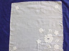 VINTAGE HAND DONE SHADOW EMBROIDARY 14"BY 14" HANDKERCHIEF /COLLECTABLE/WEDDING