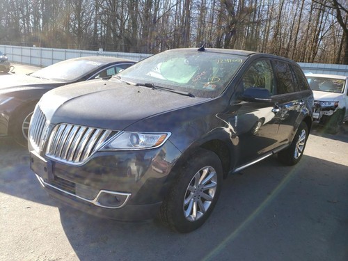 Used Left Upper Grille fits: 2013 Lincoln Mkx upper grille chrome Left Upper Gra