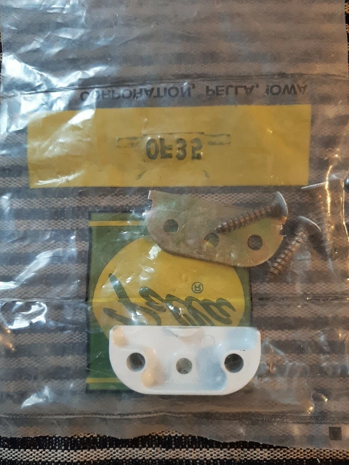 NUEVO Pieza de repuesto genuina Pella OF35 pestillo blanco con herrajes VER FOTOS  Foto 2 de 3