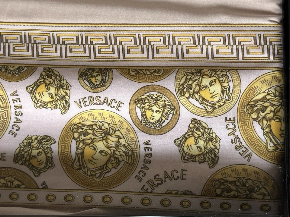 Versace Medusa усиленный 4 изделия полный комплект простыней комплект розовый/золотой новый в коробке $900 - Изображение 4 из 4