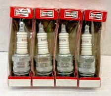 RJ18YC / #58 - Champion Spark Plug NOS - LOT of 4 plugs
