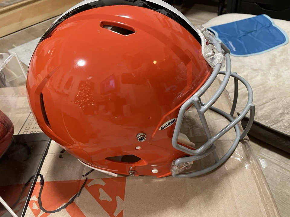 Casco Oficial NFL Fútbol Americano y Cleveland Browns Foto 4 de 4