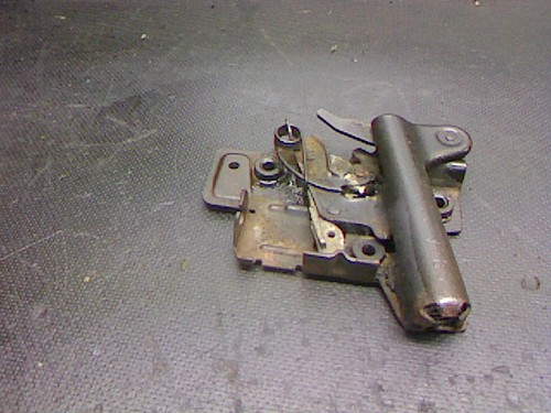 Verschluss Sicherungshaken Motorhaube Opel Sintra 2.2 16V GM 200-GME Kombi