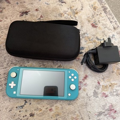 Nintendo Switch Lite - 32GB - türkisfarbenes Handheld-System - mit Hülle - Ref AS10