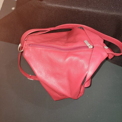 El Puente Backpack/Purse/Sling Bag Deep Red Leather Medium Rare Unusual Shape - Picture 9 of 11