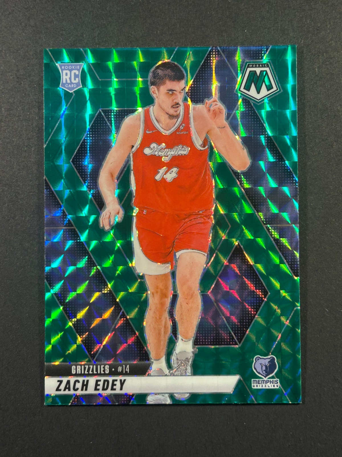Zach Edey 2024-25 Mosaic #248 Green Mosaic RC Grizzlies