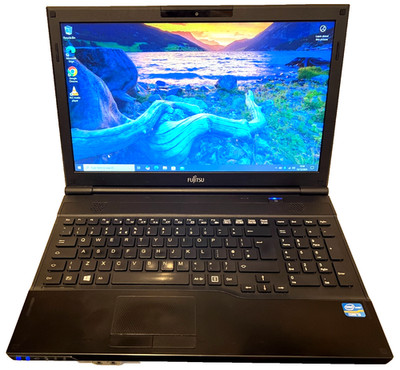 Fujitsu Lifebook AH532 Laptop 15,6'' Bildschirm i3-3120M 128GB SSD 4GB Ram Windows 10