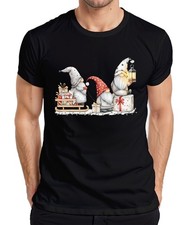 Weihnachtswichtel Schlitten Geschenke Laterne rot grau süß lustig Herren T-Shirt