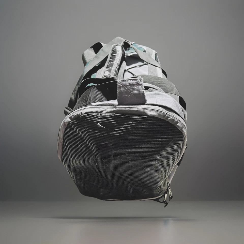 High Sierra Large Black Gray Duffel Bag Travel Gym Sports Shoulder Strap 24” - Image 4 of 4