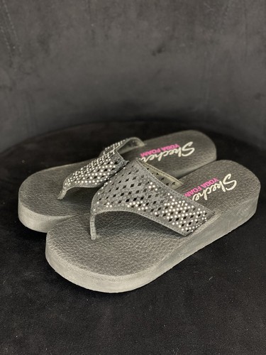 Skechers Womens Black Yoga Foam Flip Flop Sandal Size 8 Rhinestones Platform - Picture 2 of 6