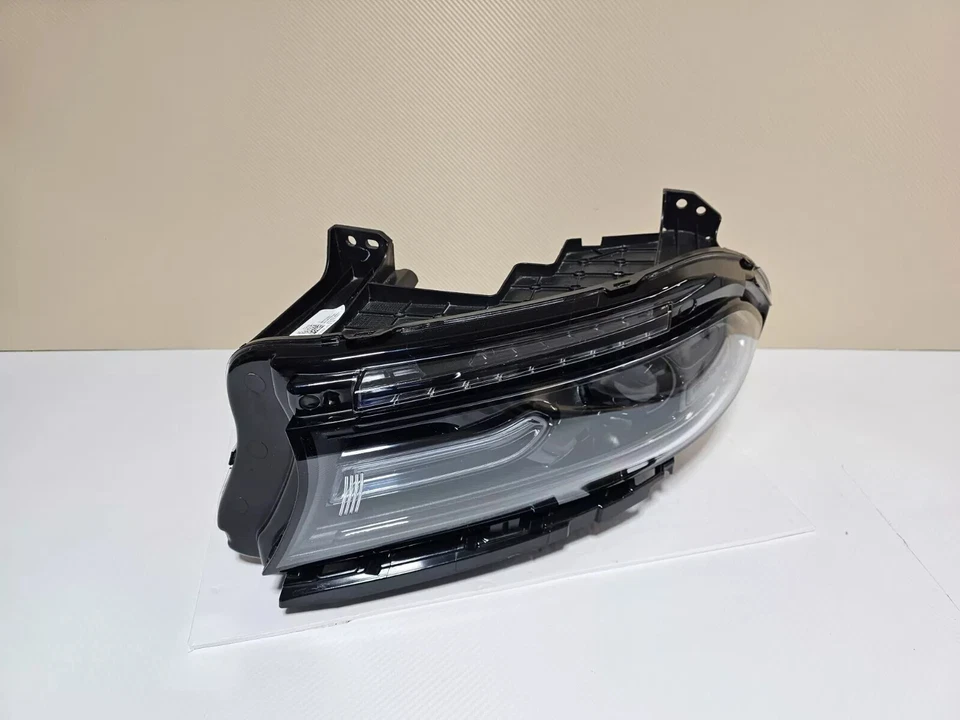 Dodge Charger HID Left Headlight 2015 2016 2017 2018 2019 2020 2021 2022 2023 Foto 2 de 4
