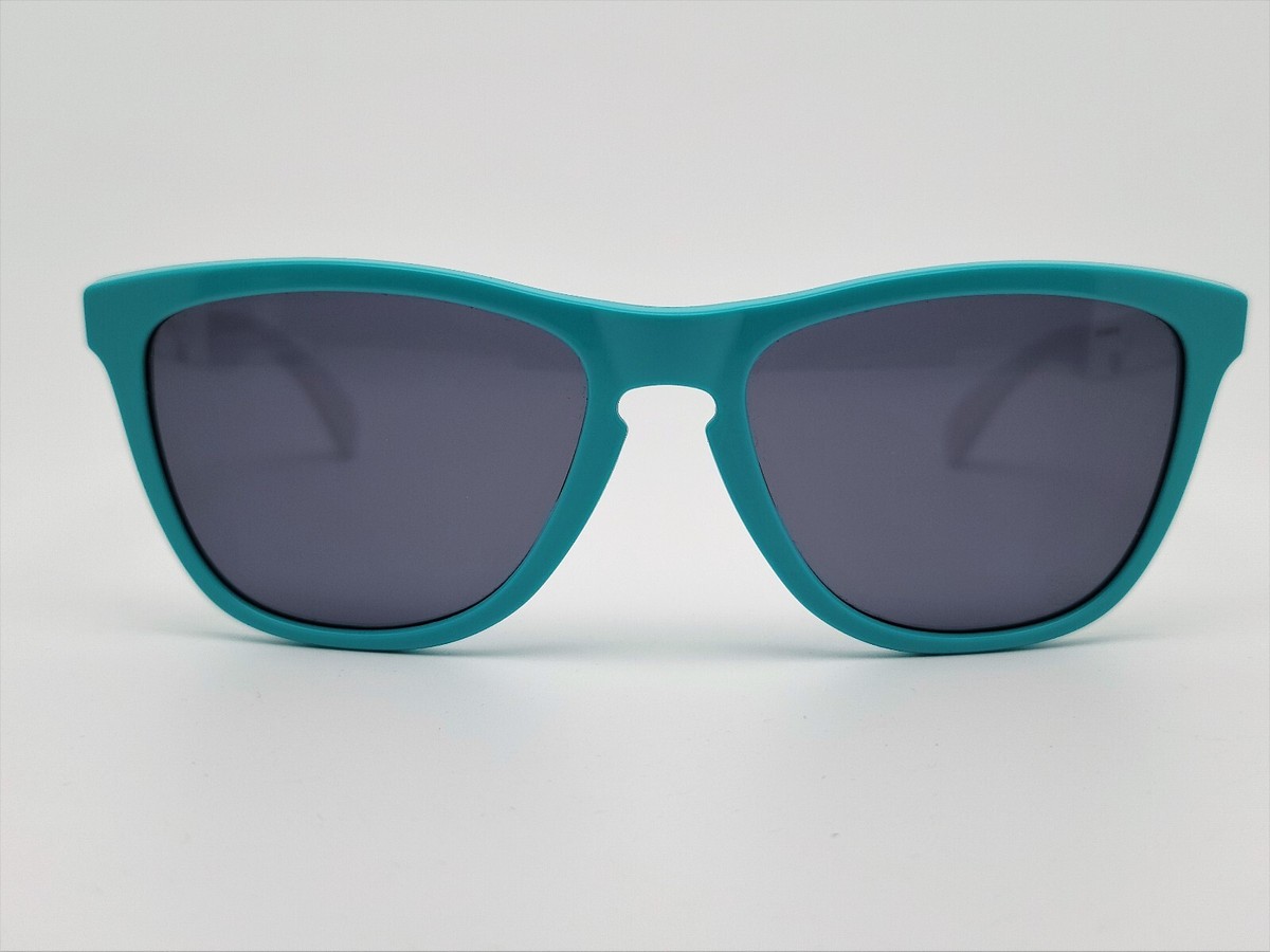 OAKLEY Frogskins Heritage Collection