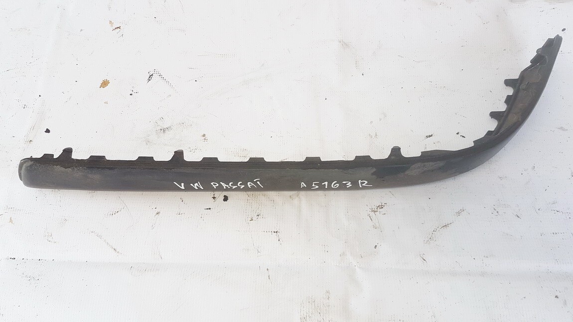 3B9807792 Genuine Arm Bumper Trim Strip Corner Rear right FOR Volk 