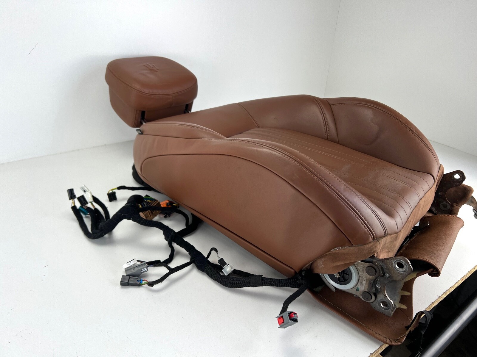 2014 - 2021 MASERATI GHIBLI FRONT RIGHT PASSENGER SIDE SEAT UPPER CUSHION OEM