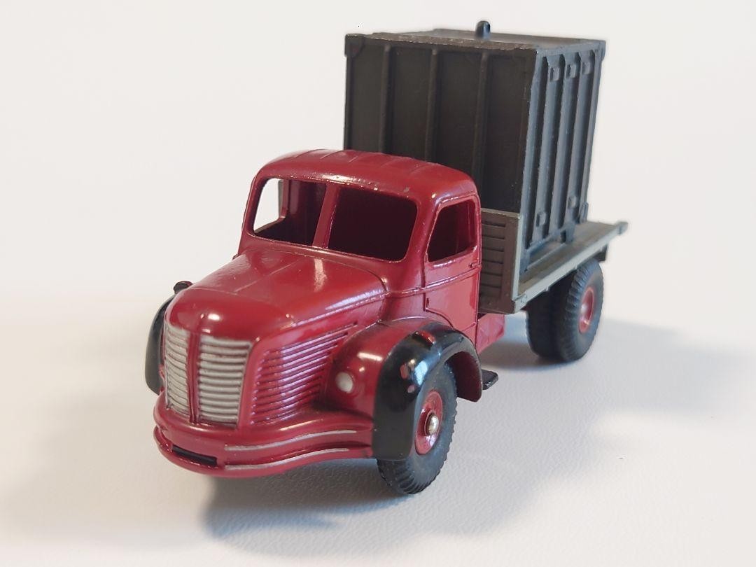 Dinky 34B, Berliet Flat Truck and Container - Free Price