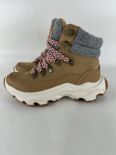 Bota deportiva Sorel para mujer color tostado cinético Breakthru Conquest talla 6,5 M LL4919-253 - Imagen 6 de 11