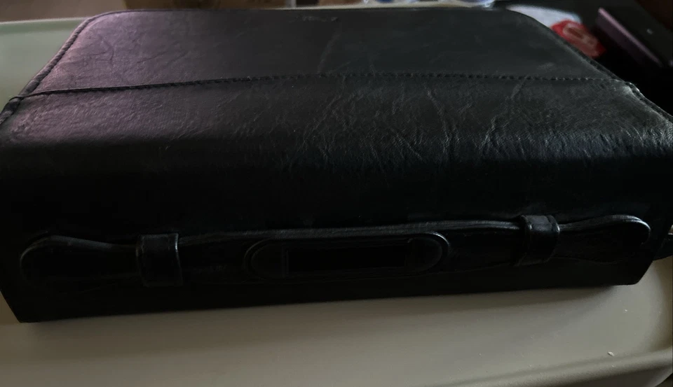 Case Logic 92 CD Case, Black - Image 3 of 4