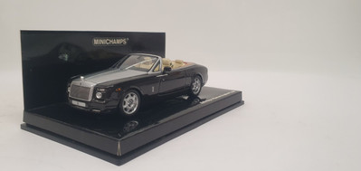 ミニカー Rolls-Royce Phantom Drophead Coupe 1/18 Kyosho Rolls-Royce Phantom Drophead Coupe (Light Blue