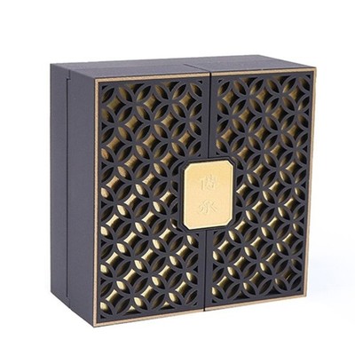 Jewelry Gifts Boxes In Sturdy Materials for Elegant Necklace Presentation