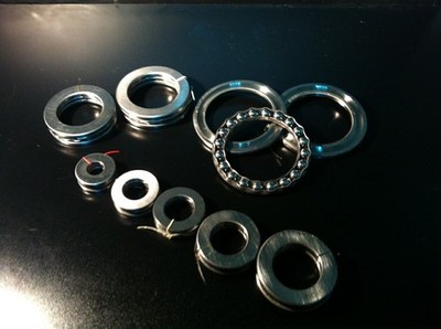 2 Stk.  IBB Axial-Rillenkugellager / Drucklager  51103  17x30x9 mm