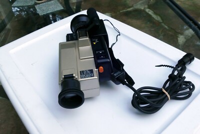 Hitachi VK-C840 Color Video camera 8.5-51mm f1.2 lens - AS Hitachi VK-C840 Color Video camera 8.5-51mm f1.2 lens - AS