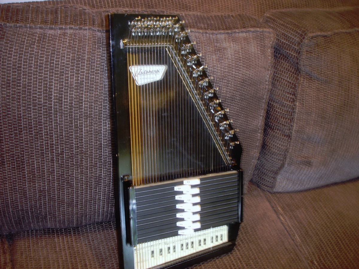 1967 Oscar Schmidt Autoharp 36 String Auto Harp With Variest Picks