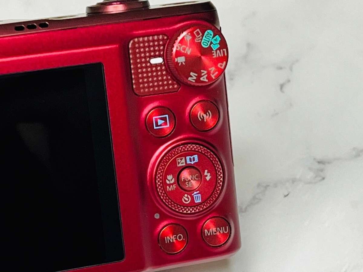 Digital Camera Canon PowerShot SX720 HS Red 20.3MP 40x Wi-Fi Digital Camera Canon PowerShot SX720 HS Red 20.3MP 40x Wi-Fi