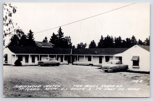 St Ignace Michigan~Birchwood Motel~US Route 2~Roadside~1954 RPPC