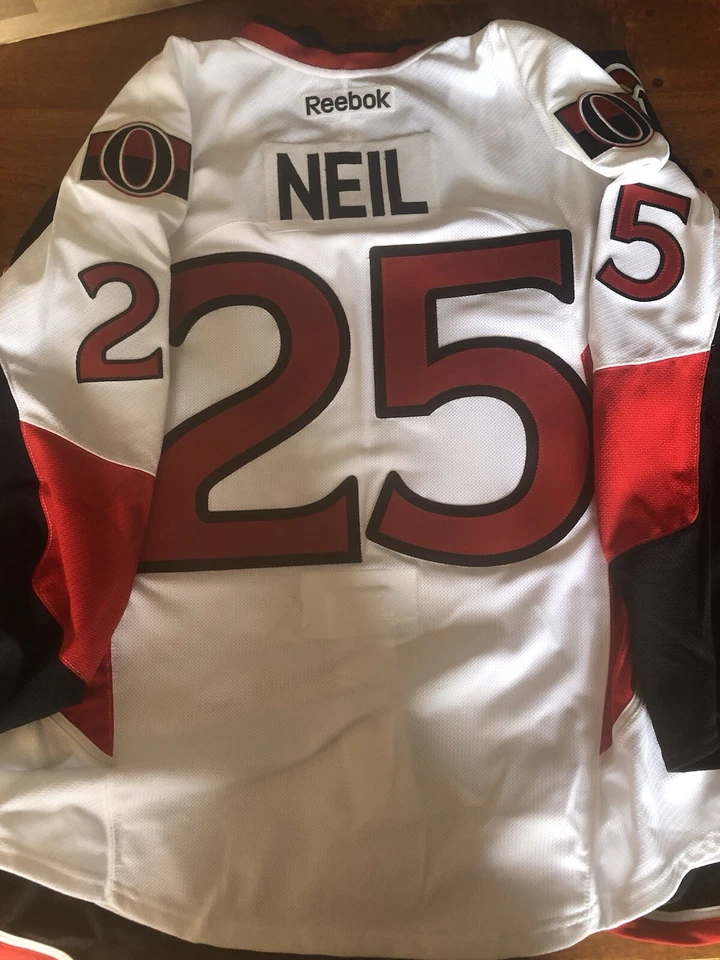 Ottawa Senators Edge 2.0 Chris Neil size 58 - Image 2 of 2