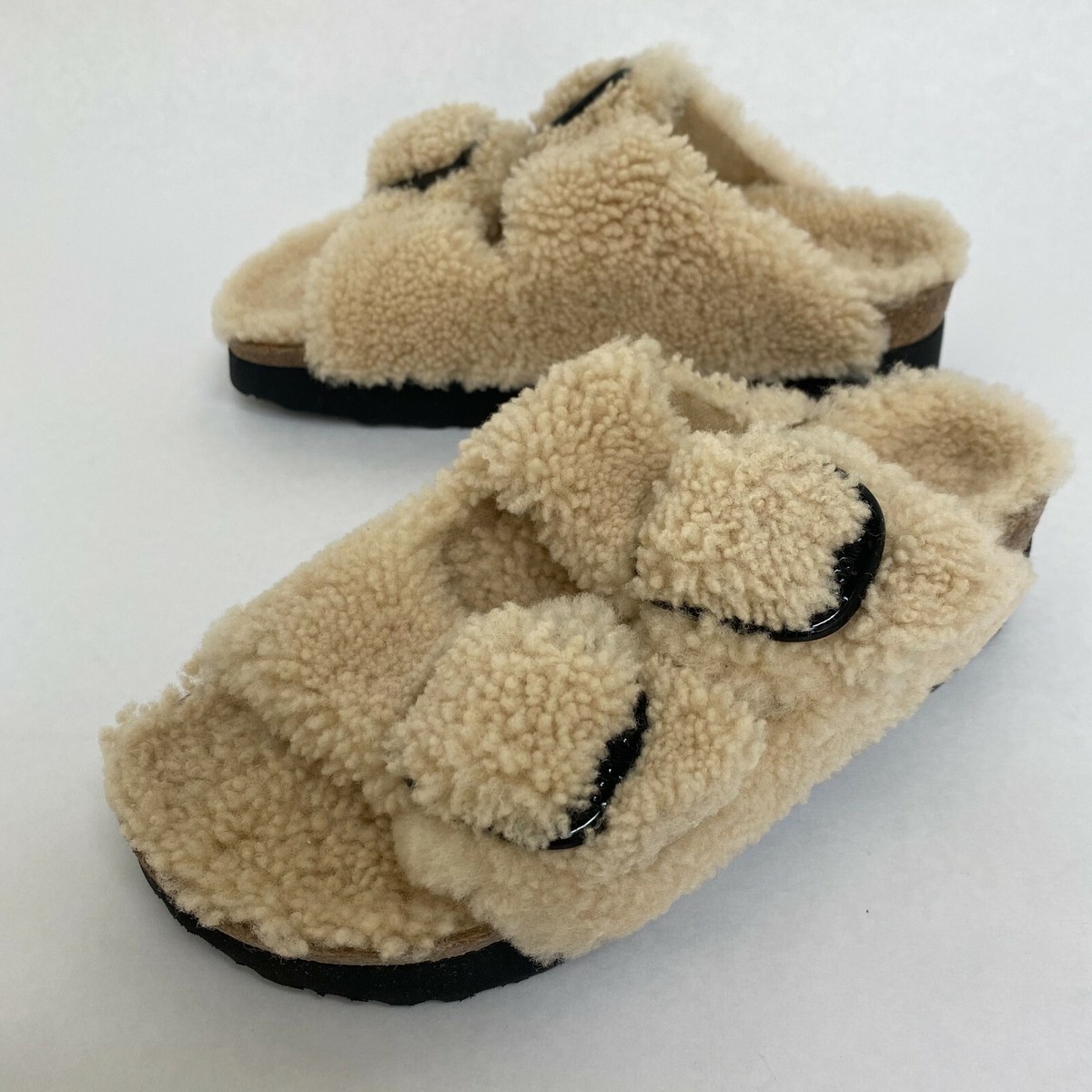 birkenstock arizona big buckle teddy eggshell