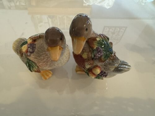 Fitz and Floyd Autumn Splendor Ducks Salt And Pepper Shaker Set Fall Leaves - Picture 2 of 7