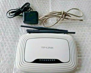 TP-Link TL-WR841N 300mbps Wireless N Router White OEM AC Cable   no box