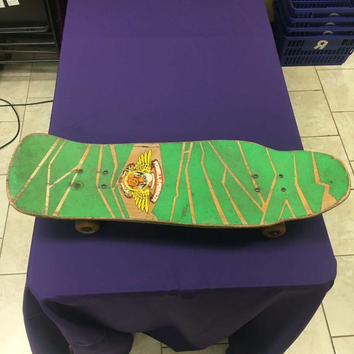 Vintage 80s Powell Tony Hawk Medallion Complete Skateboard Vintage 80s Powell Tony Hawk Medallion Complete Skateboard