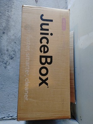 Jeep Juicebox 32 amp chargeing station NEW in box never used
