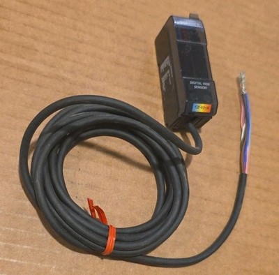 Keyence Digital RGB Sensor CZ-V21A