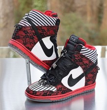 Nike Dunk Sky Hi Doernbecher 2013 donna taglia 8 zeppa nascosta personalizzata 639396-061