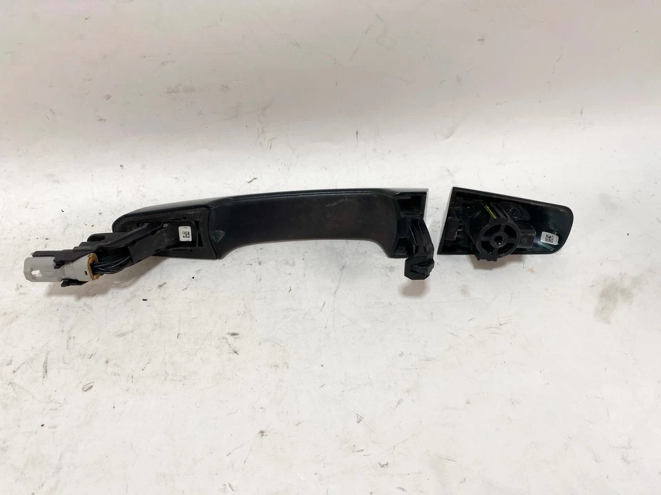 17-20 JAGUAR F-PACE PUERTA TRASERA IZQUIERDA IZQUIERDA LADO CONDUCTOR LIBERACIÓN EXTERIOR MANIJA ABIERTA OEM Foto 2 de 3