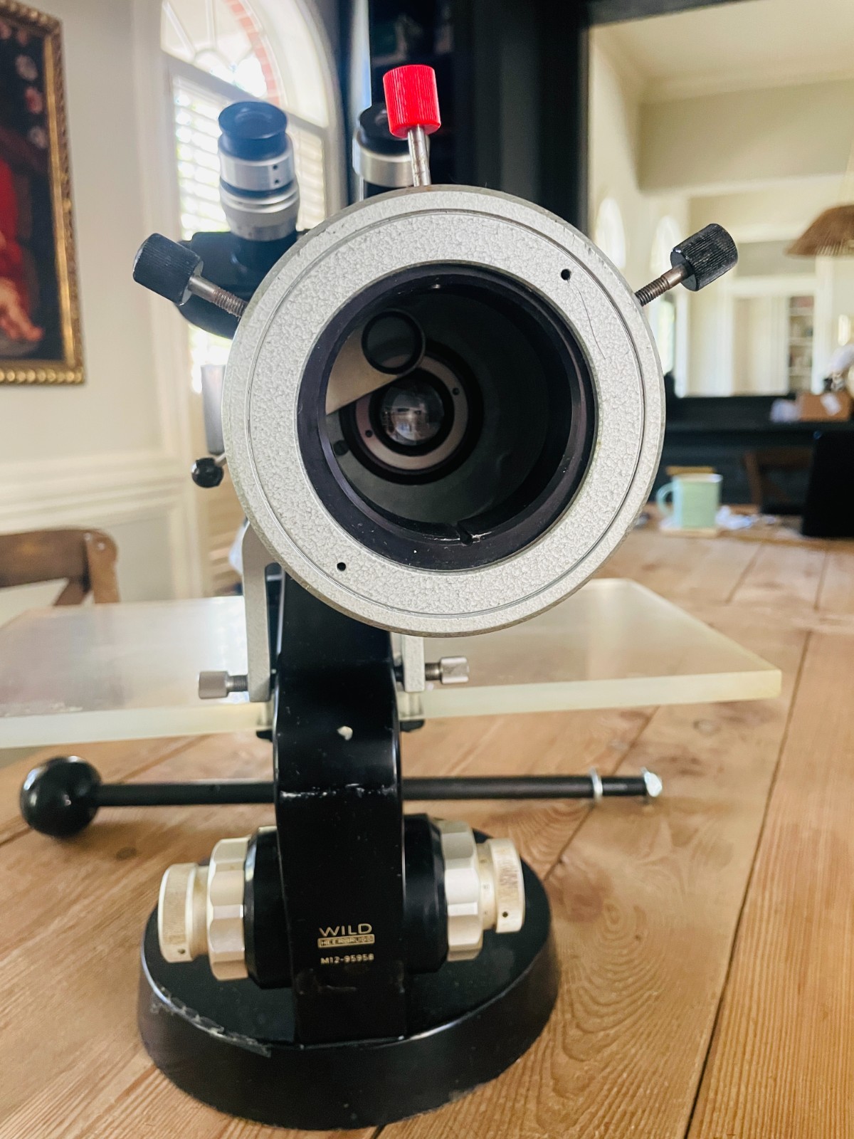 Wild Heerbrugg Microscope M12-95958 w/ M20-Style Epi Illuminator – Hybrid?