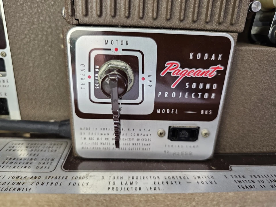 Proyector de Sonido Kodak Pageant Modelo 8K5 - Motor y Lámpara Funcionando - De Colección 8mm... Foto 3 de 4