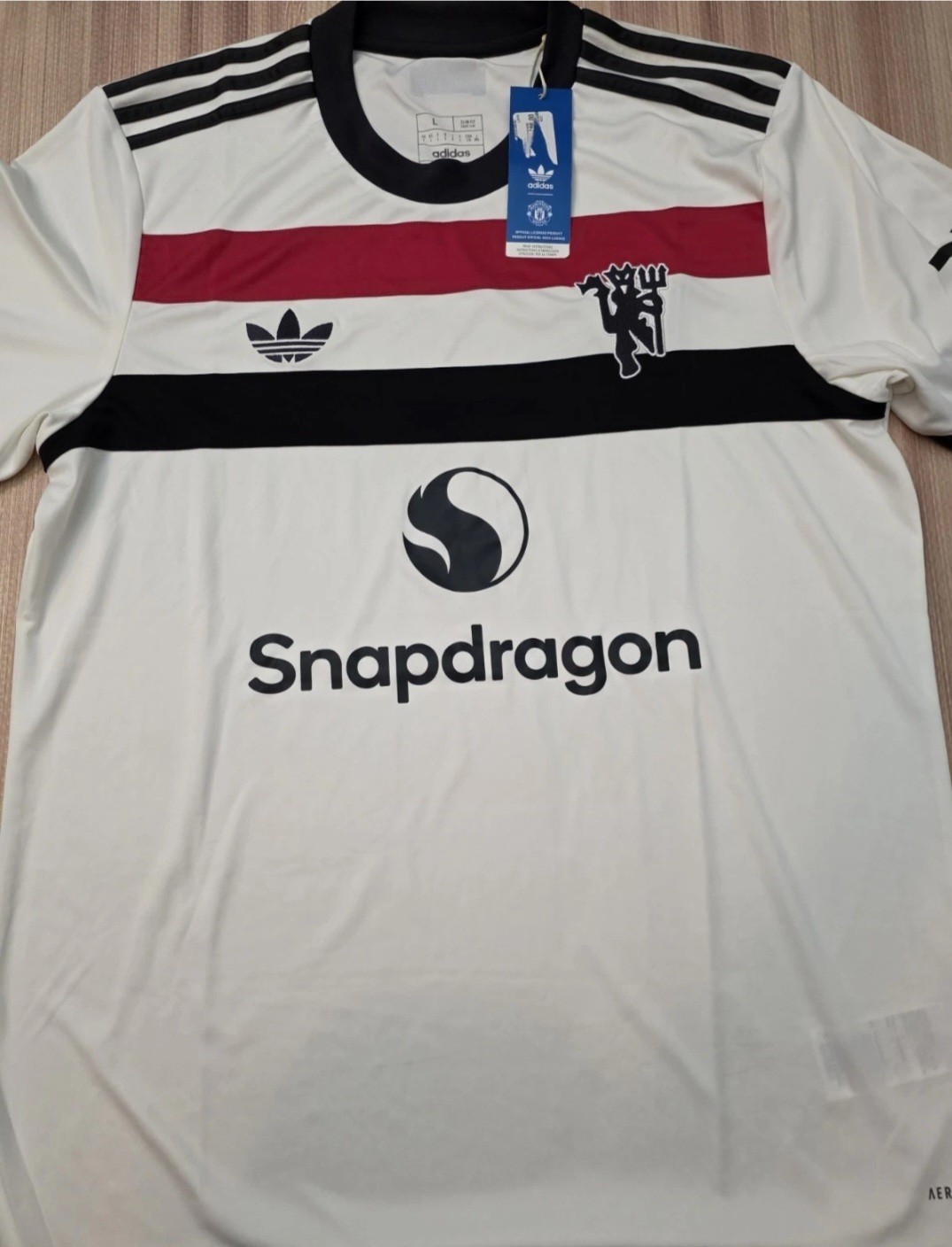 Manchester United 2024-2025 Third Jersey | Vintage Soccer Size LARGE