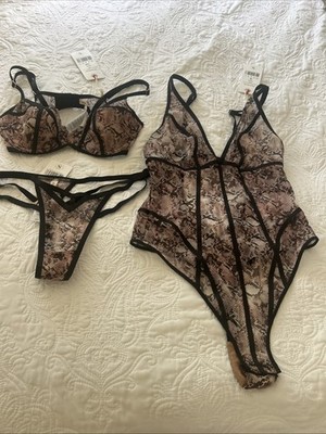 Paris Eco Lingerie SCANDALE NWTBra+thong+body 3 Piece Set34B Balconette Sexy!!