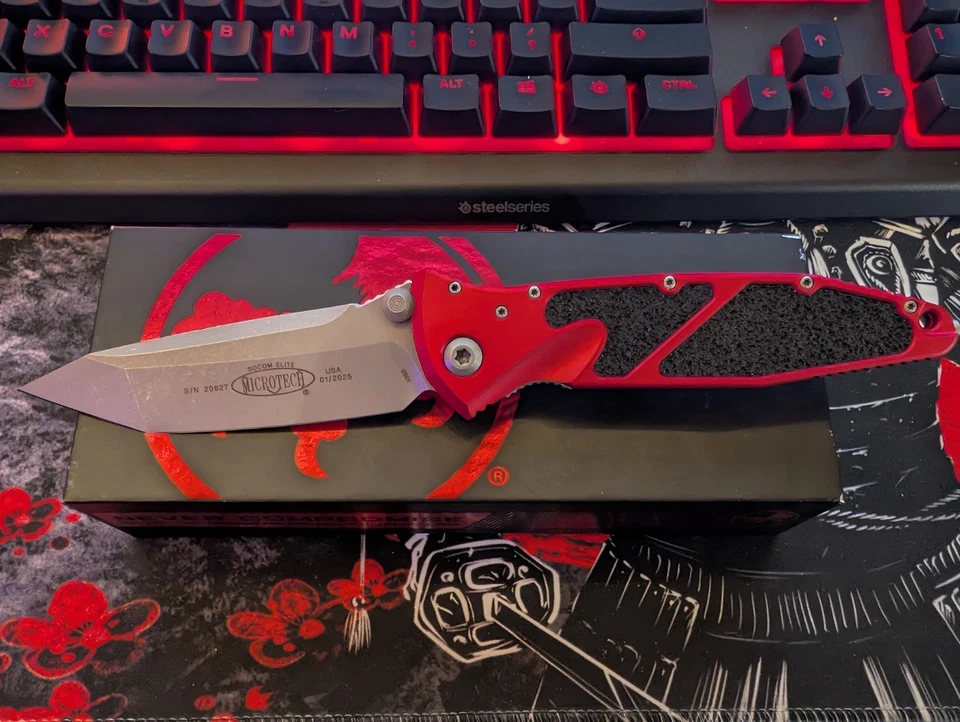 Microtech Socom Elite Красный, Drop Point Plain Edge Manual, Апокалиптический - Изображение 3 из 4